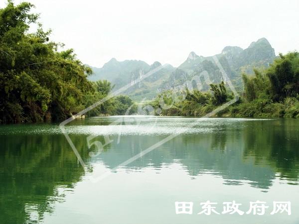 百色龙须河