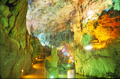 红河建水燕子洞天气