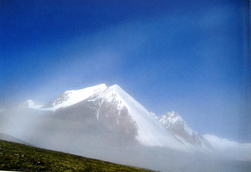 玉树尕朵觉悟雪山